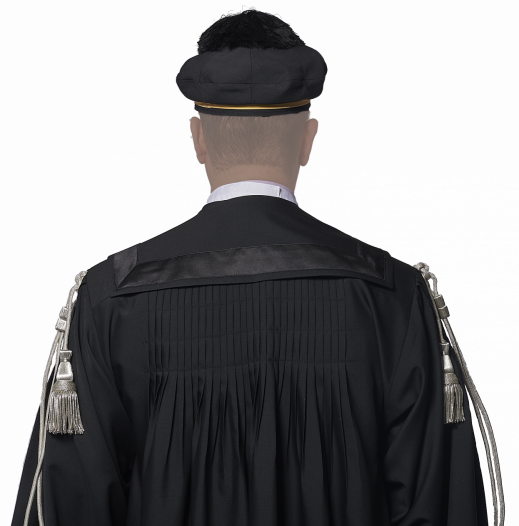 È un tessuto di alta qualità, leggerissimo, ingualcibile e molto liscio al tatto grazie al fine ordito, per chi vuole l'eccellenza.